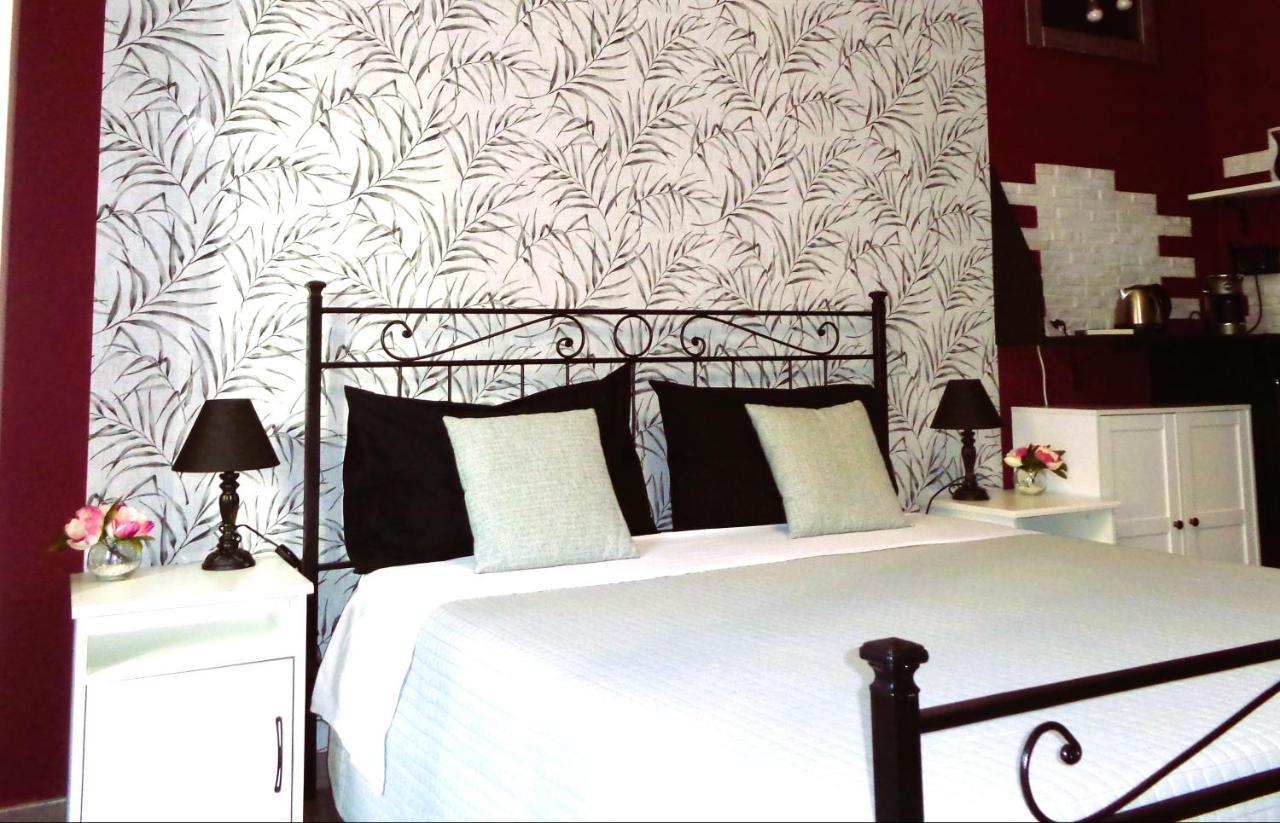 Chloe'S Rooms Cagliari Eksteriør bilde