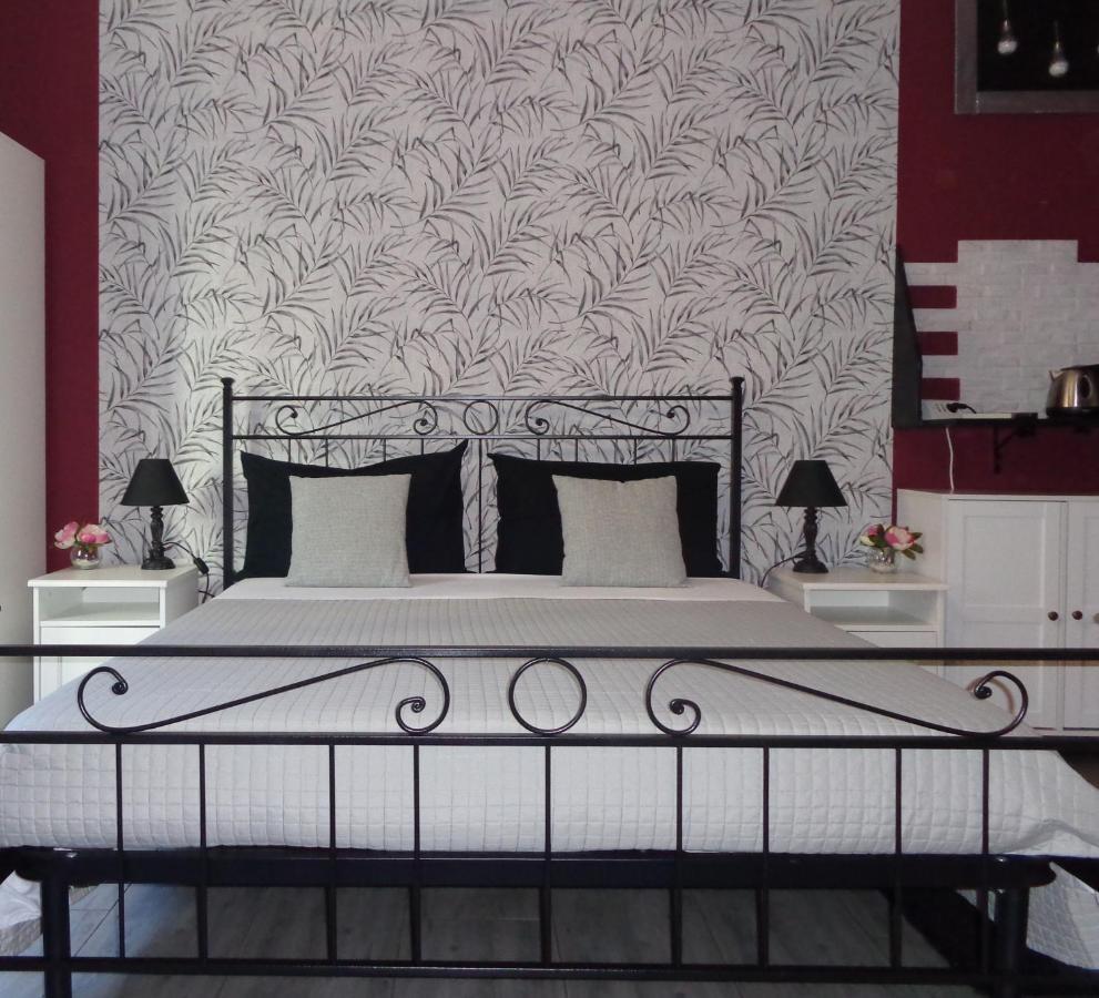 Chloe'S Rooms Cagliari Eksteriør bilde